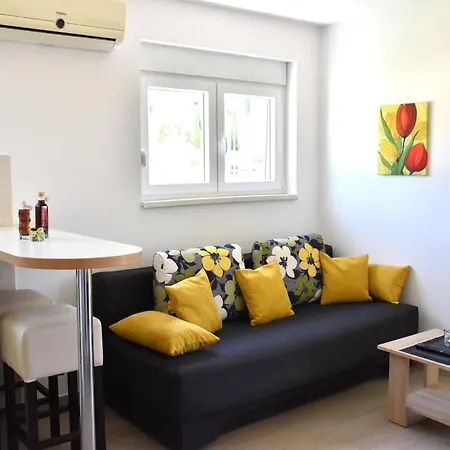 Luger 1- Og By Interhome Apartment