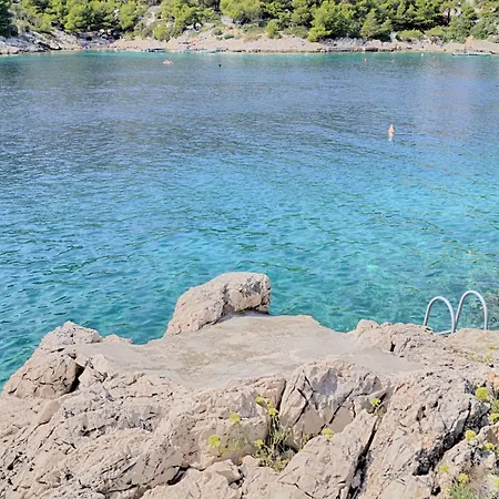 Luger 1- Og By Interhome Apartment Razanj