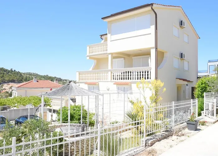 Luger 1- Og By Interhome Apartmán *