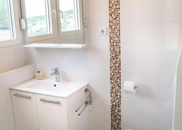 Luger 1- Og By Interhome Ražanj