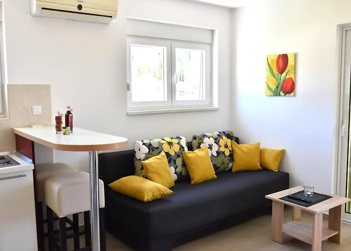 Luger 1- Og By Interhome Apartmán