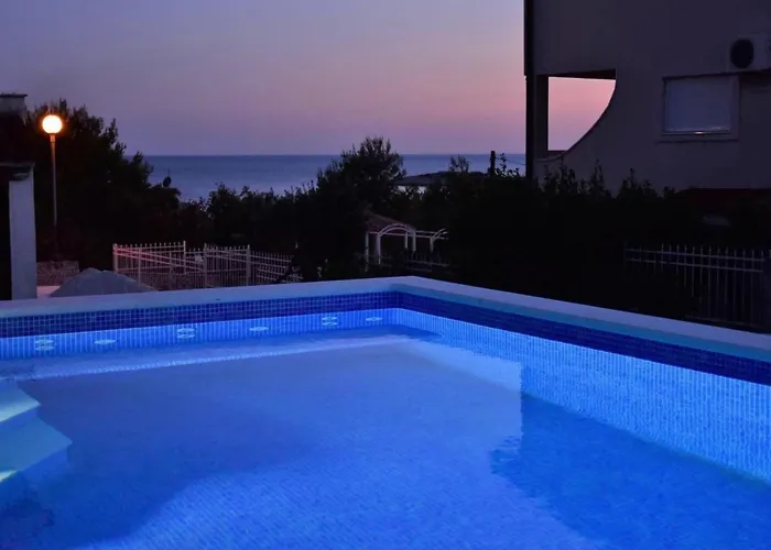 Luger 1- Og By Interhome *