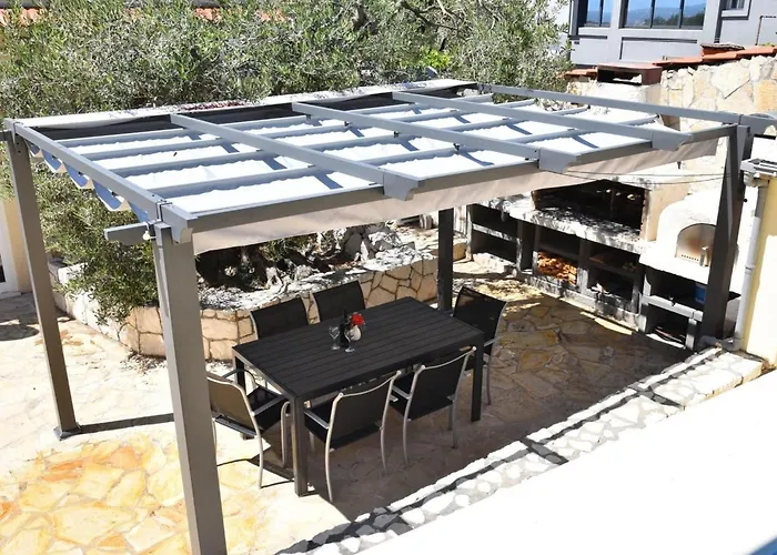 Luger 1- Og By Interhome Apartmán